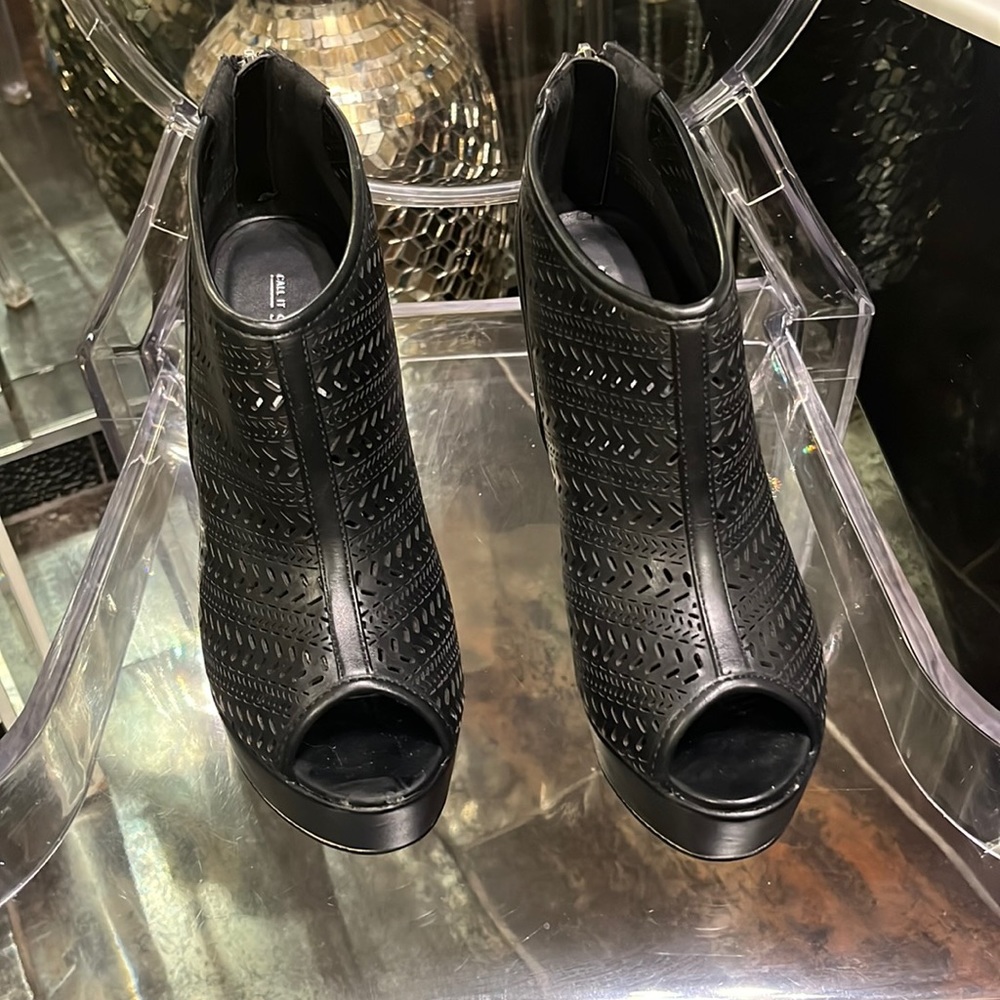 Sharp Shoes - image 1